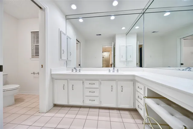 $335,000 | 19431 Joanleigh Drive, Spring, TX 77388