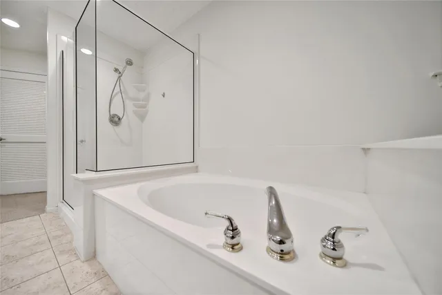 $335,000 | 19431 Joanleigh Drive, Spring, TX 77388