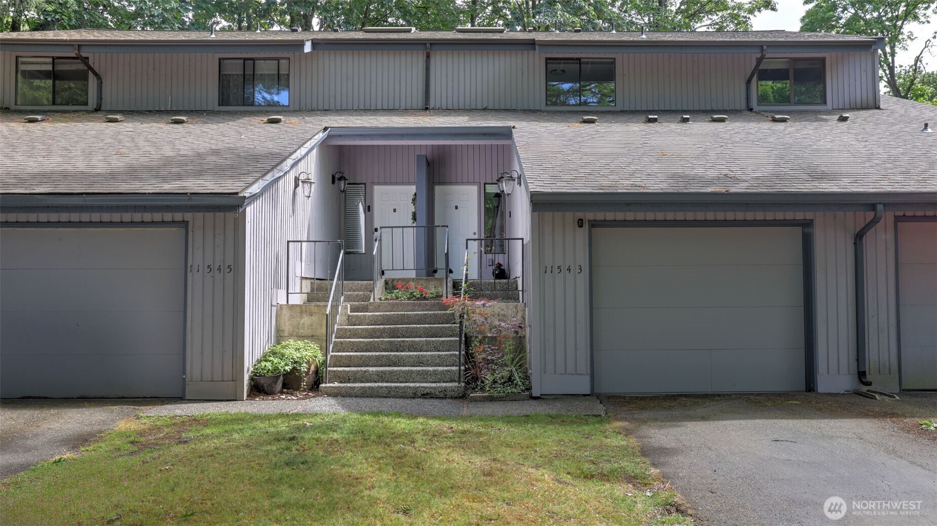 11543 Southeast 175th Street, Unit 3 Renton, WA 98055 - Photo 2 of 38