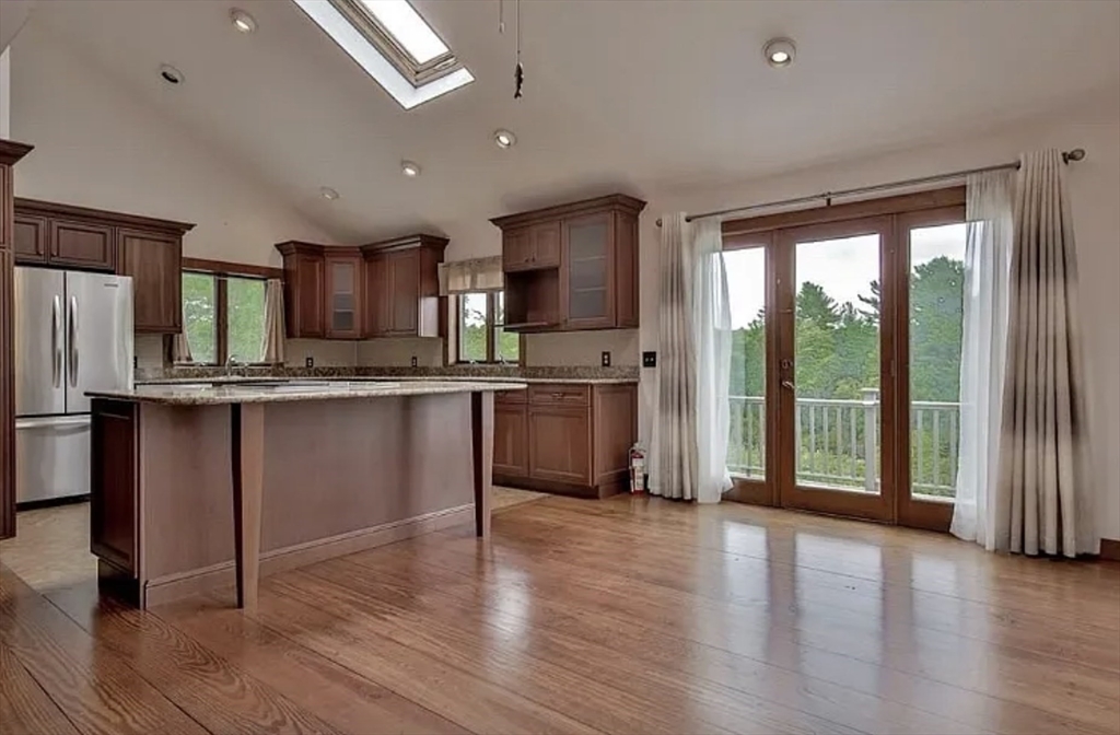 72 Long Hill Road, Unit 2 Bolton, MA 01740 - Photo 4 of 4