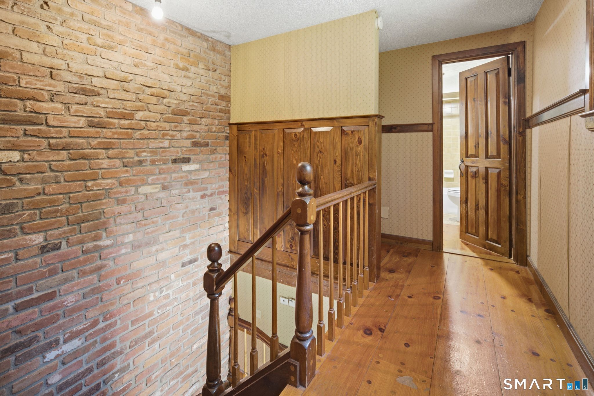 133 Fitts Road Ashford, CT 06278 - Photo 20 of 34 Second floor landing
