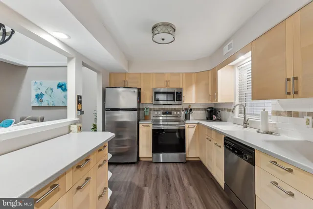 $330,000 | 44 Harborwood Drive, Hammonton, NJ 08037