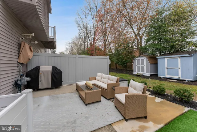 $330,000 | 44 Harborwood Drive, Hammonton, NJ 08037