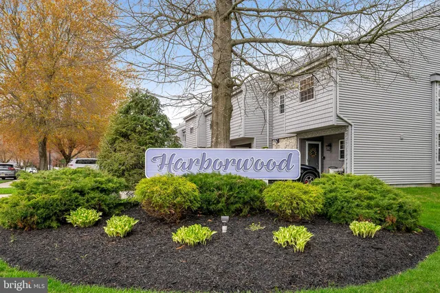 $330,000 | 44 Harborwood Drive, Hammonton, NJ 08037