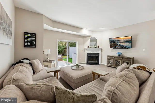 $330,000 | 44 Harborwood Drive, Hammonton, NJ 08037