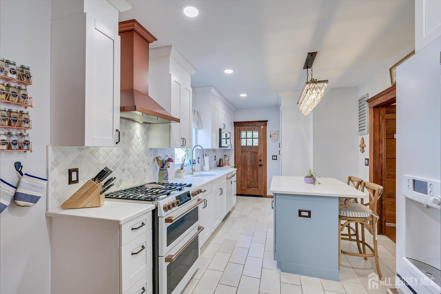 302 Mountain View Terrace Dunellen, NJ 08812 - Photo 19 of 57
