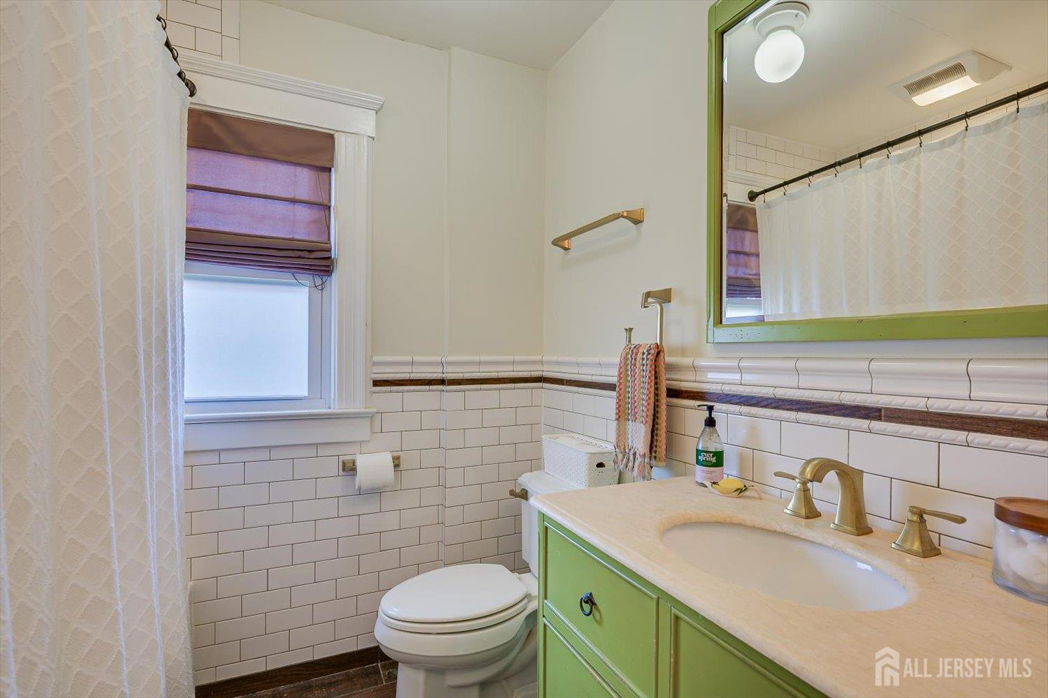 302 Mountain View Terrace Dunellen, NJ 08812 - Photo 34 of 57