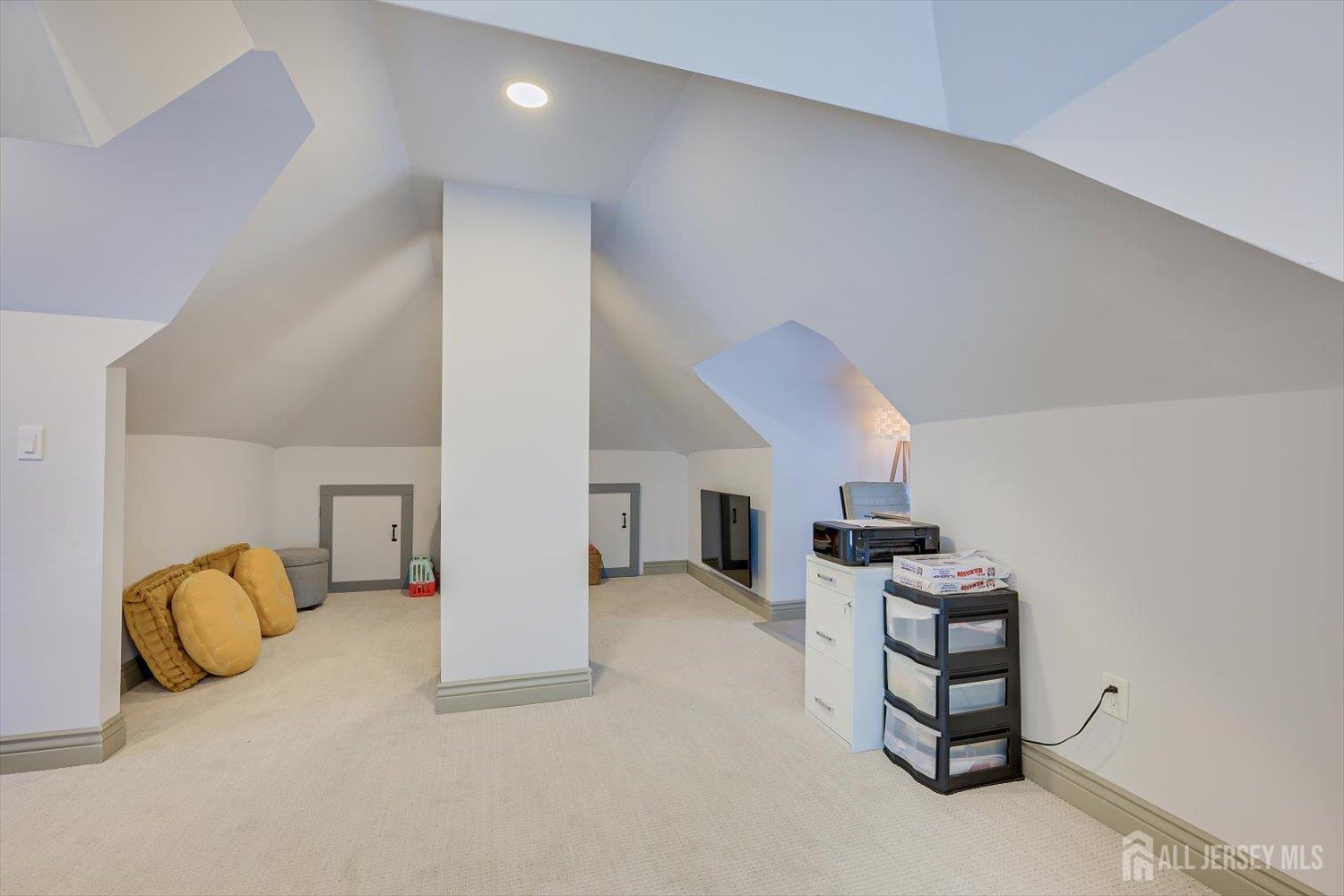302 Mountain View Terrace Dunellen, NJ 08812 - Photo 41 of 57