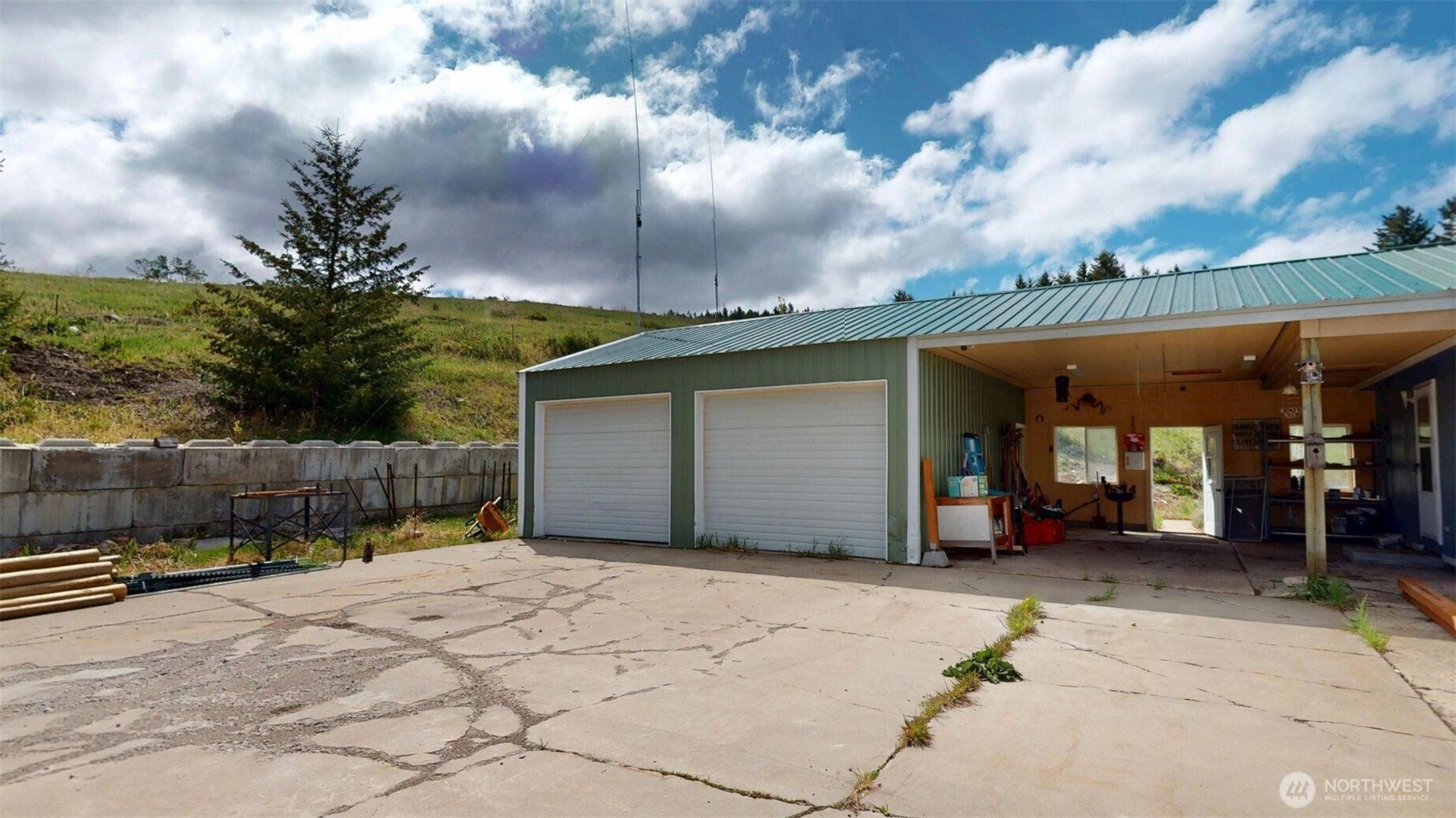 142 Fletcher Road Oroville, WA 98844 - Photo 24 of 26 a view of a garage