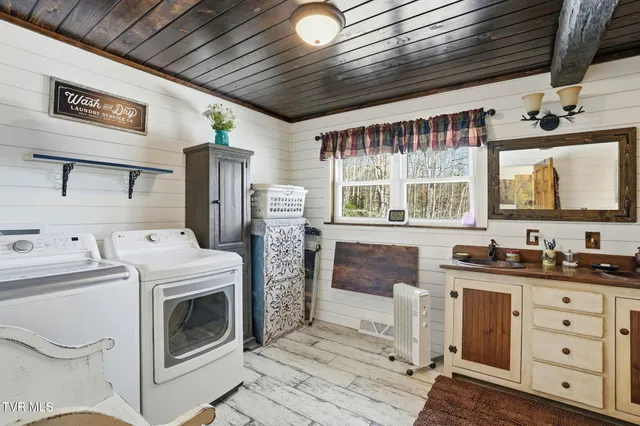 $299,900 | 1670 Cutter Creek, Clintwood, VA 24228