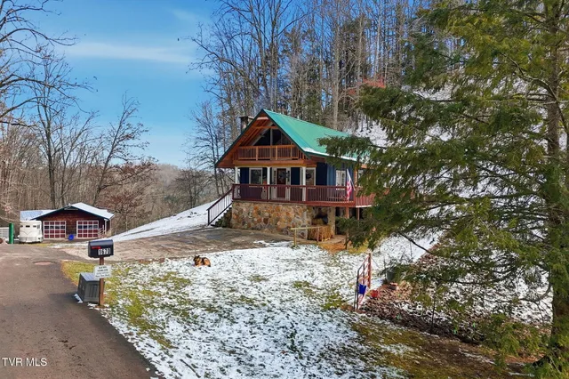 $299,900 | 1670 Cutter Creek, Clintwood, VA 24228