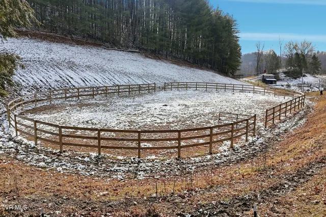 $299,900 | 1670 Cutter Creek, Clintwood, VA 24228