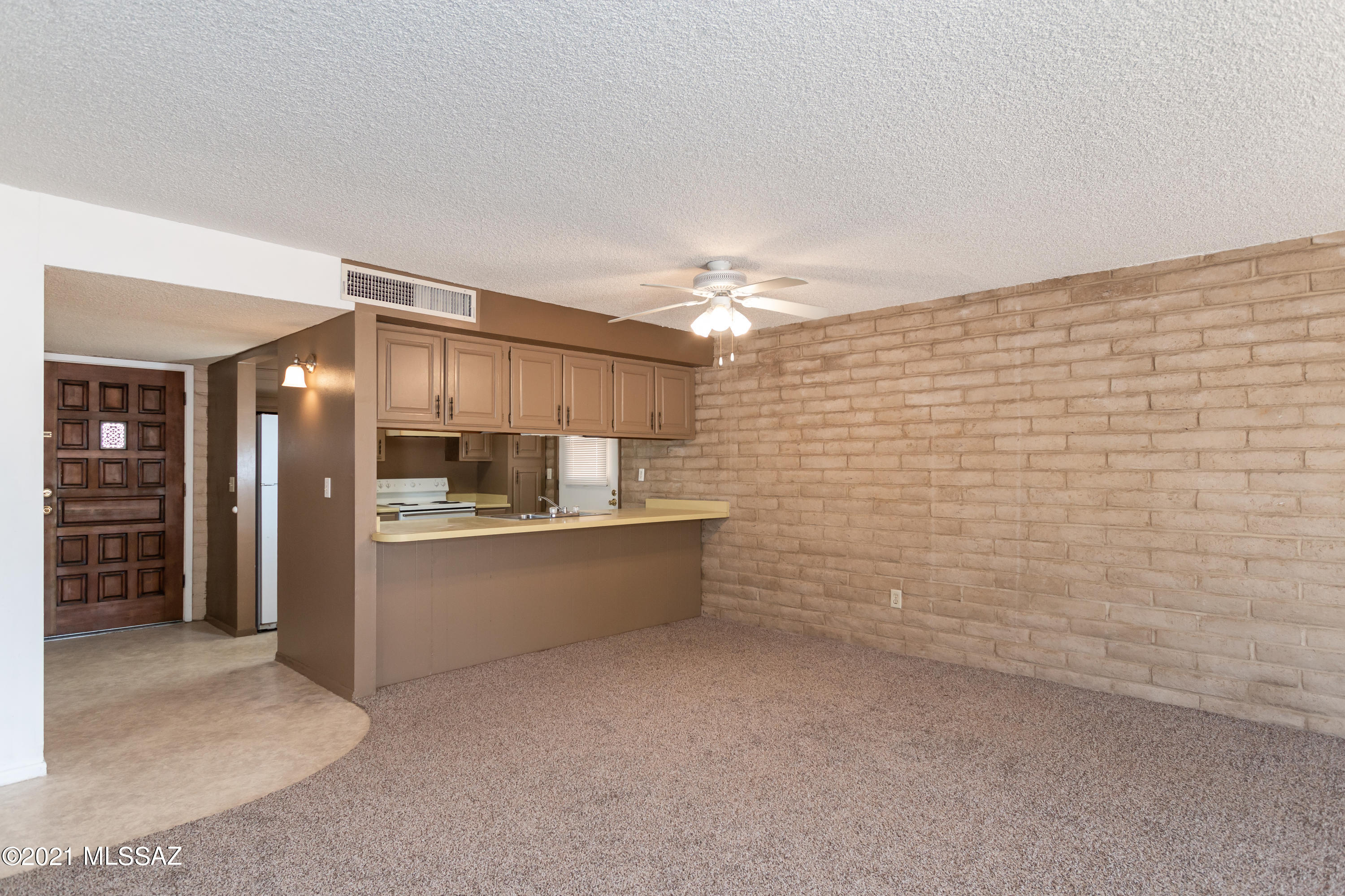 3227 East Kleindale Road Tucson, AZ 85716 - Photo 3 of 43