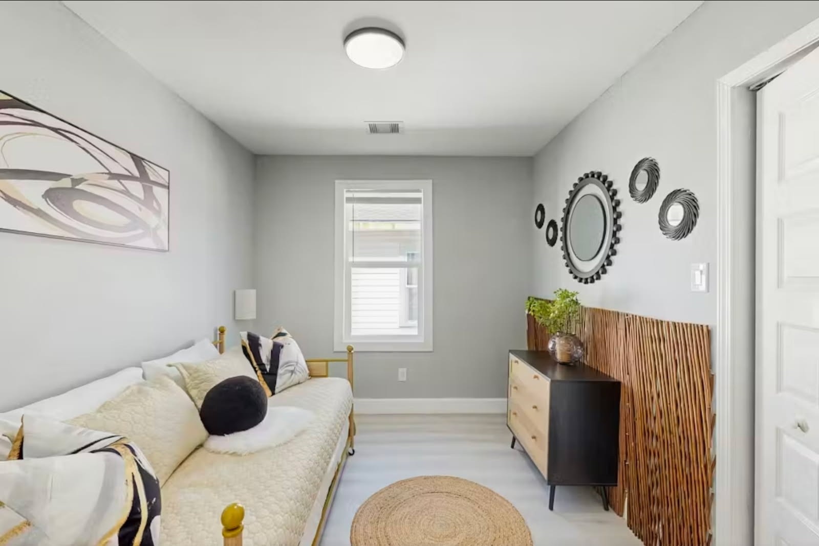 3241 Reeves Street Houston, TX 77004 - Photo 12 of 21 Gallery Image 12