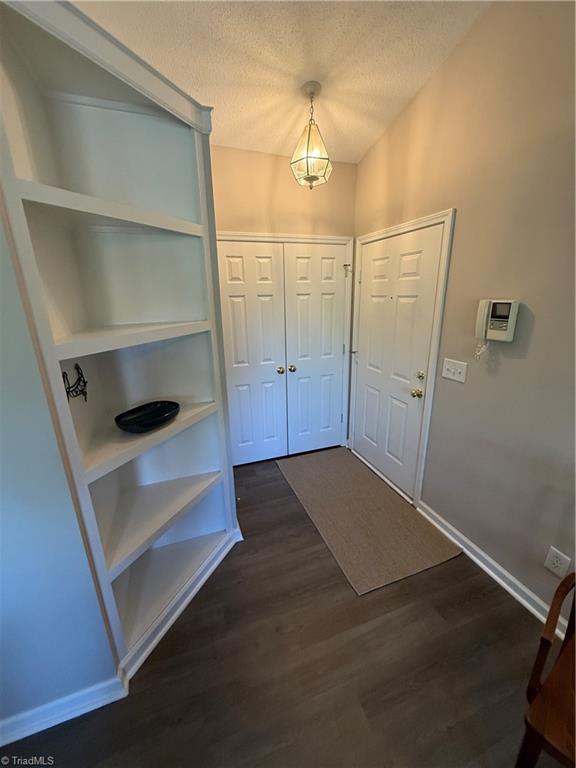 434 Scholastic Court Winston-Salem, NC 27106 - Photo 3 of 16