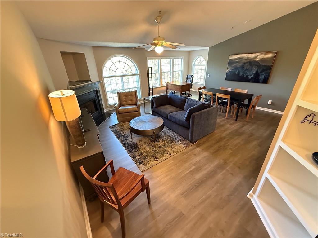 434 Scholastic Court Winston-Salem, NC 27106 - Photo 4 of 16