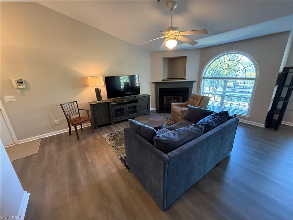 434 Scholastic Court Winston-Salem, NC 27106 - Photo 7 of 16