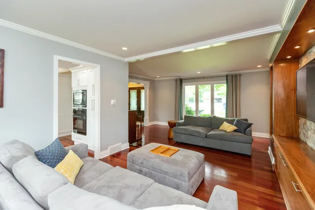 $565,000 | 3713 Coventry Way, Carmel, IN 46033