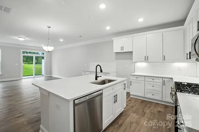 $391,500 | 6266 Tea Olive Drive, Harrisburg, NC 28075