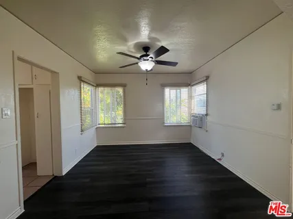 $1,800 | 5114 1/2 4th Avenue, Los Angeles, CA 90043