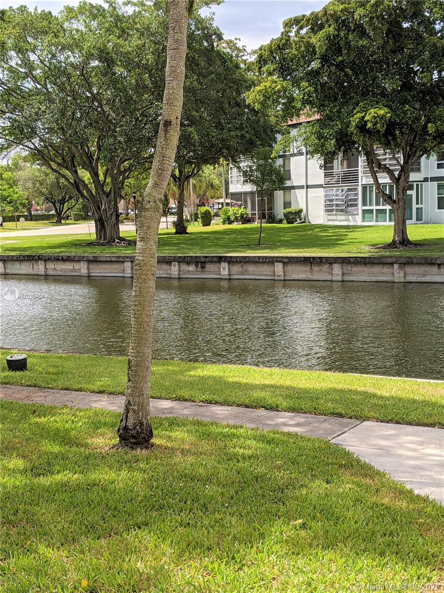 8350 Sands Point Boulevard, Unit E204 Tamarac, FL 33321 - Photo 6 of 10