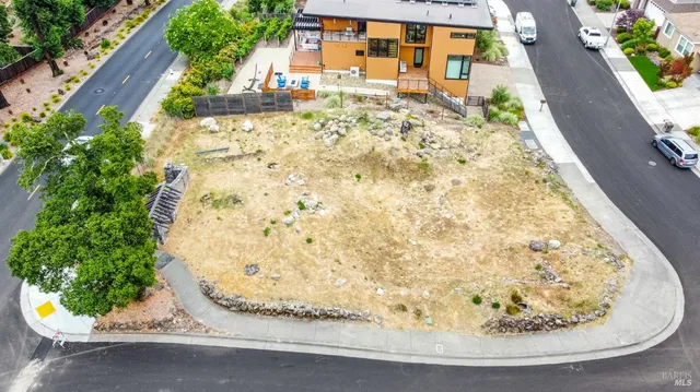 $299,000 | 2100 Vintage Circle, Santa Rosa, CA 95404