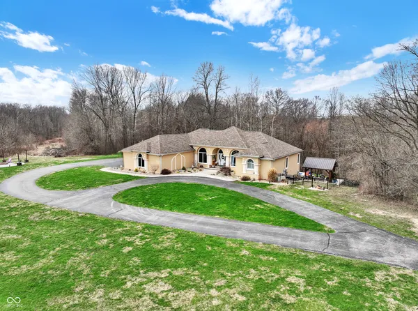 $1,175,000 | 1570 Ballard Lane, Greencastle, IN 46135