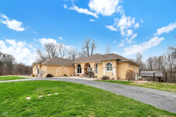 $1,175,000 | 1570 Ballard Lane, Greencastle, IN 46135