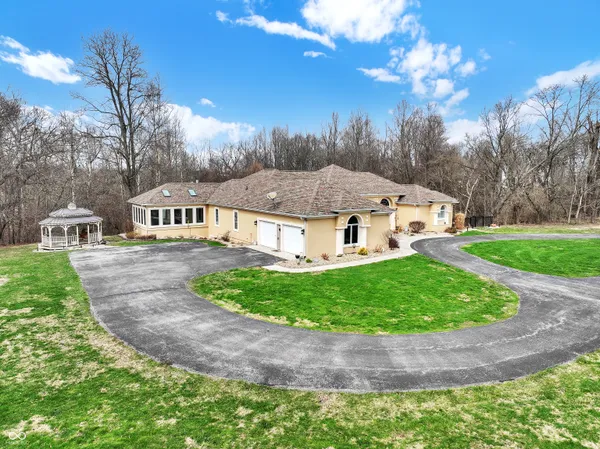 $1,175,000 | 1570 Ballard Lane, Greencastle, IN 46135