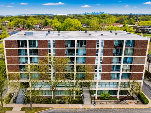 $1,499 | 1043 South York Road, Unit 406, Bensenville, IL 60106