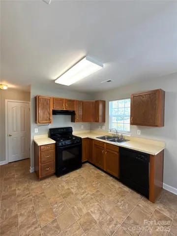 $2,050 | 14446 O O'Casey Lane, Charlotte, NC 28213