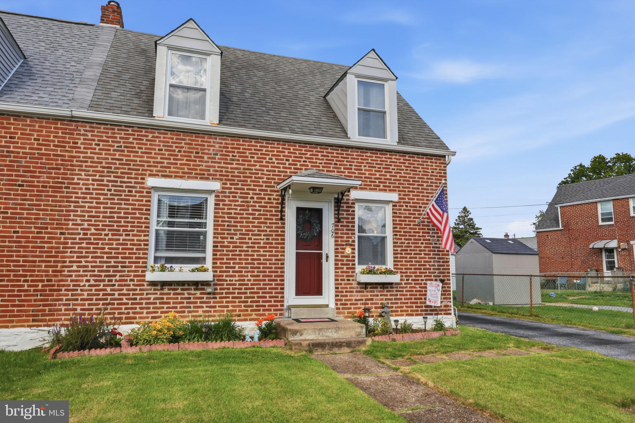 706 Colwell Road Swarthmore, PA 19081 - Photo 2 of 25