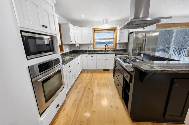 $679,900 | 15808 55th Street Northeast, Foley, MN 56329