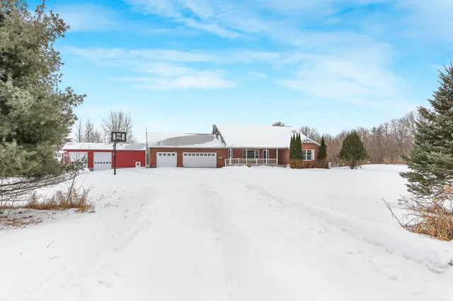 $679,900 | 15808 55th Street Northeast, Foley, MN 56329