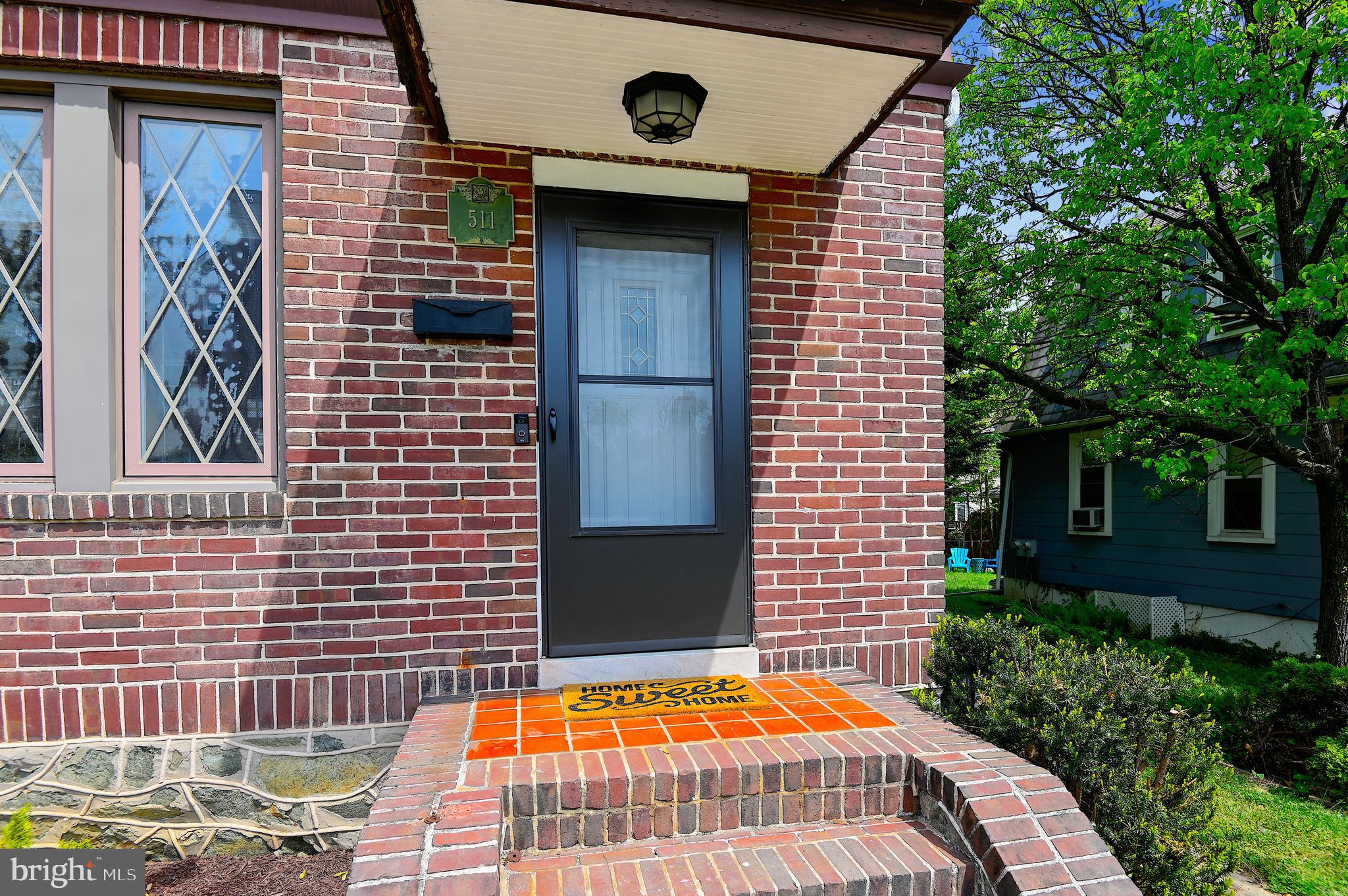 511 Kingston Road Baltimore, MD 21229 - Photo 4 of 45 ENTRY