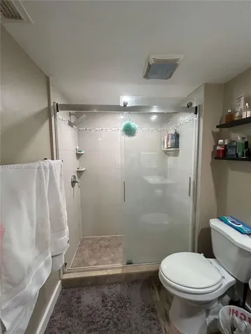 $2,850 | 8977 Wiles Road, Unit 208, Coral Springs, FL 33067