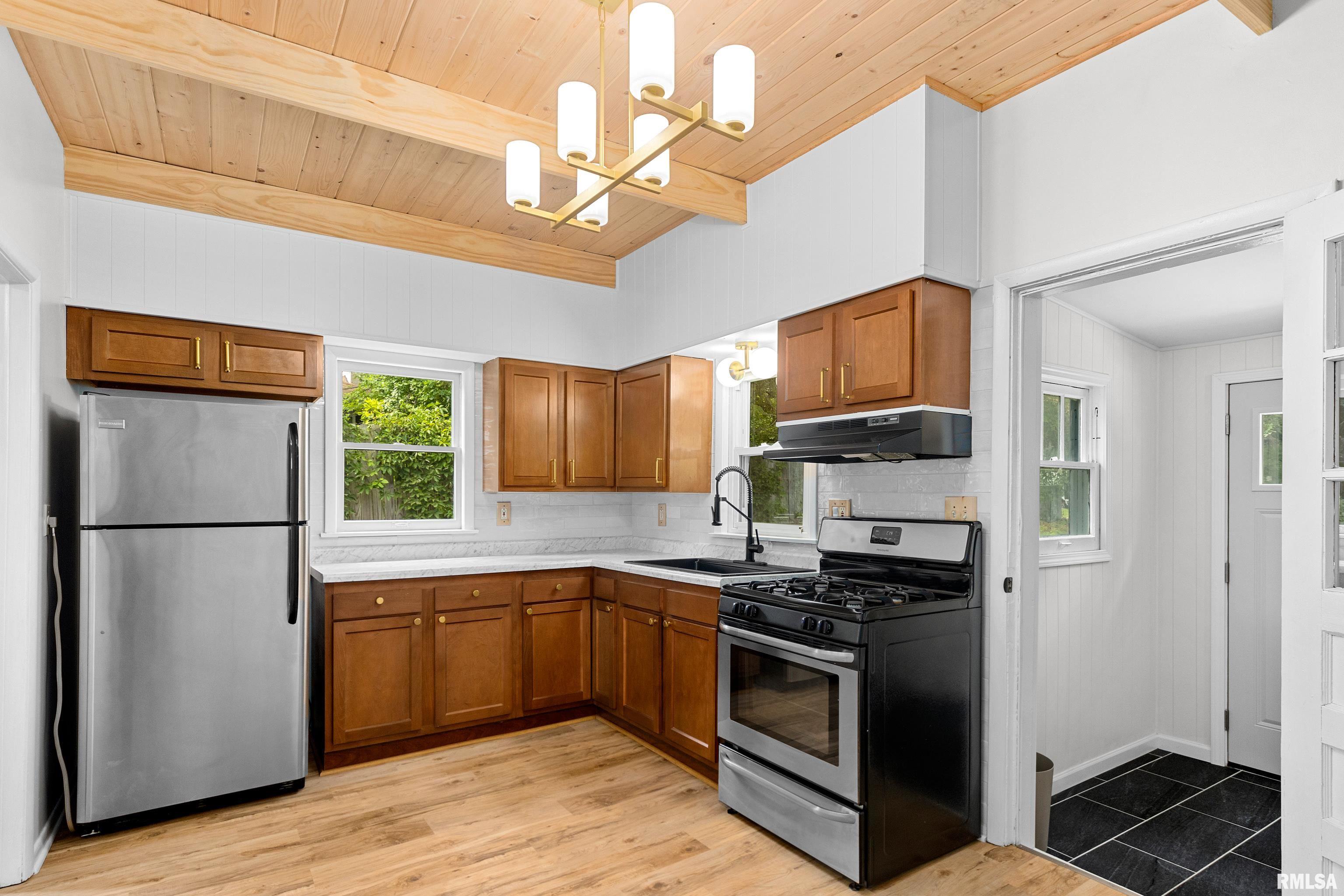 1431 East Rouse Avenue Peoria, IL 61603 - Photo 15 of 33 Gallery Image 15