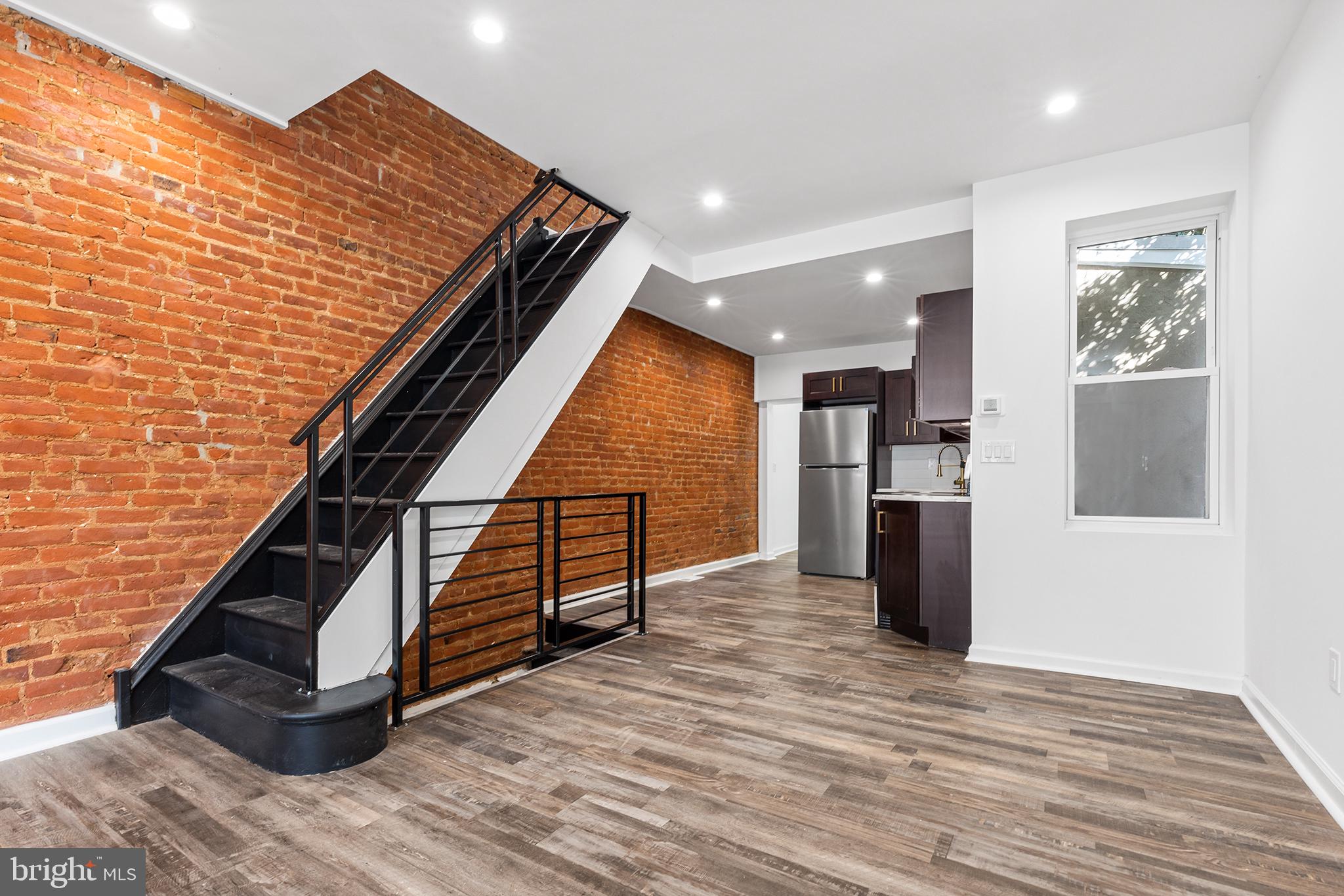 1911 North Lawrence St  