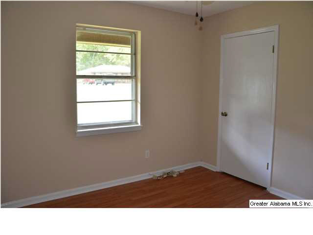 784 Main Street Jemison, AL 35085 - Photo 17 of 30