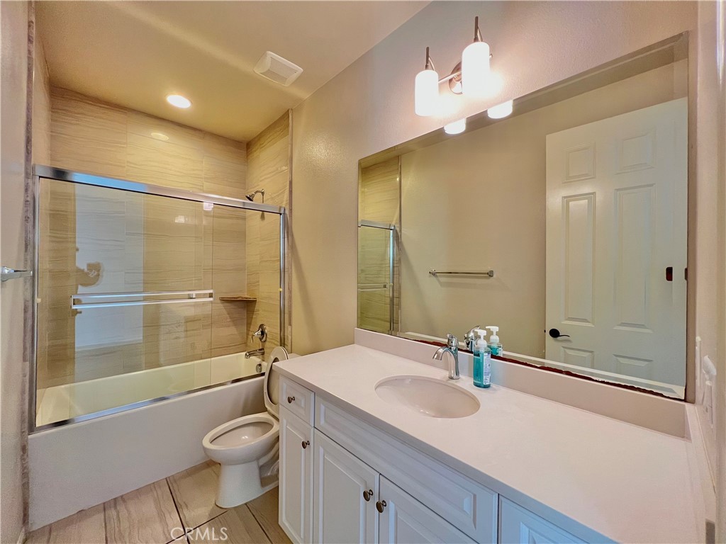 183 Bright Poppy Irvine, CA 92618 - Photo 12 of 17