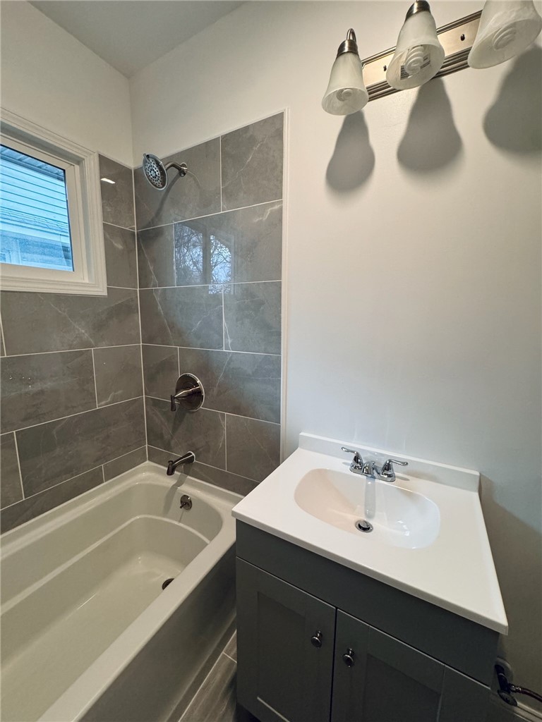 543 Brooks Avenue Rochester, NY 14619 - Photo 25 of 31
