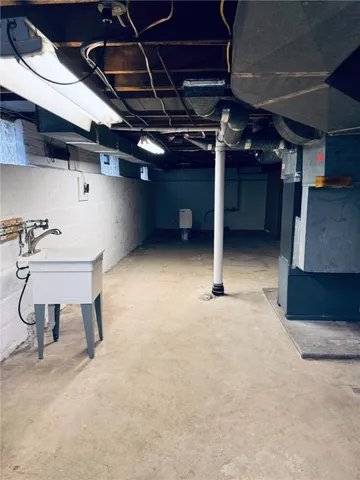 $1,650 | 543 Brooks Avenue, Rochester, NY 14619