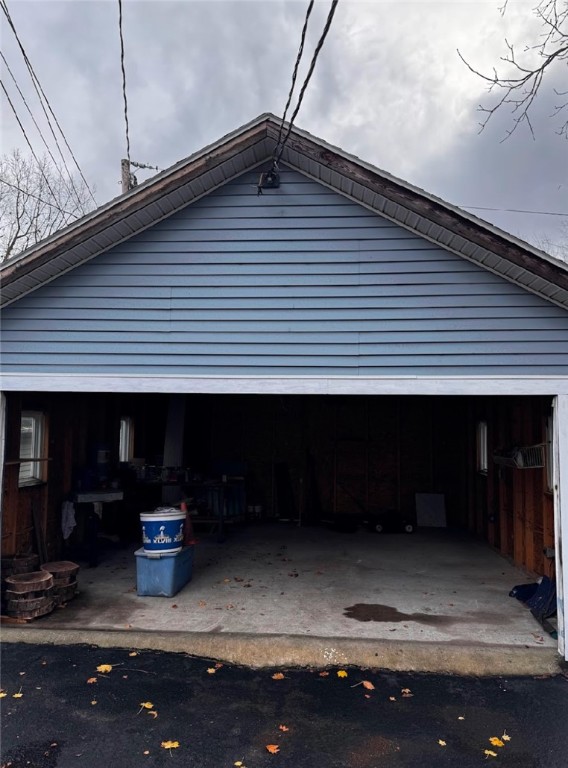 543 Brooks Avenue Rochester, NY 14619 - Photo 4 of 31