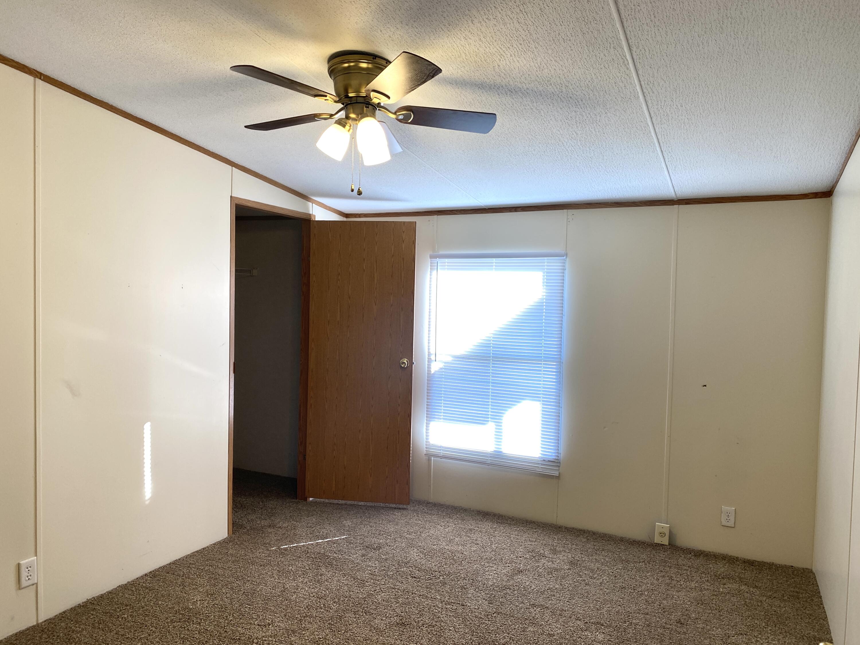 195 Oak Lane Road Dryden, VA 24243 - Photo 20 of 26 991DD660-BF33-4941-BE4F-22B528FA783C