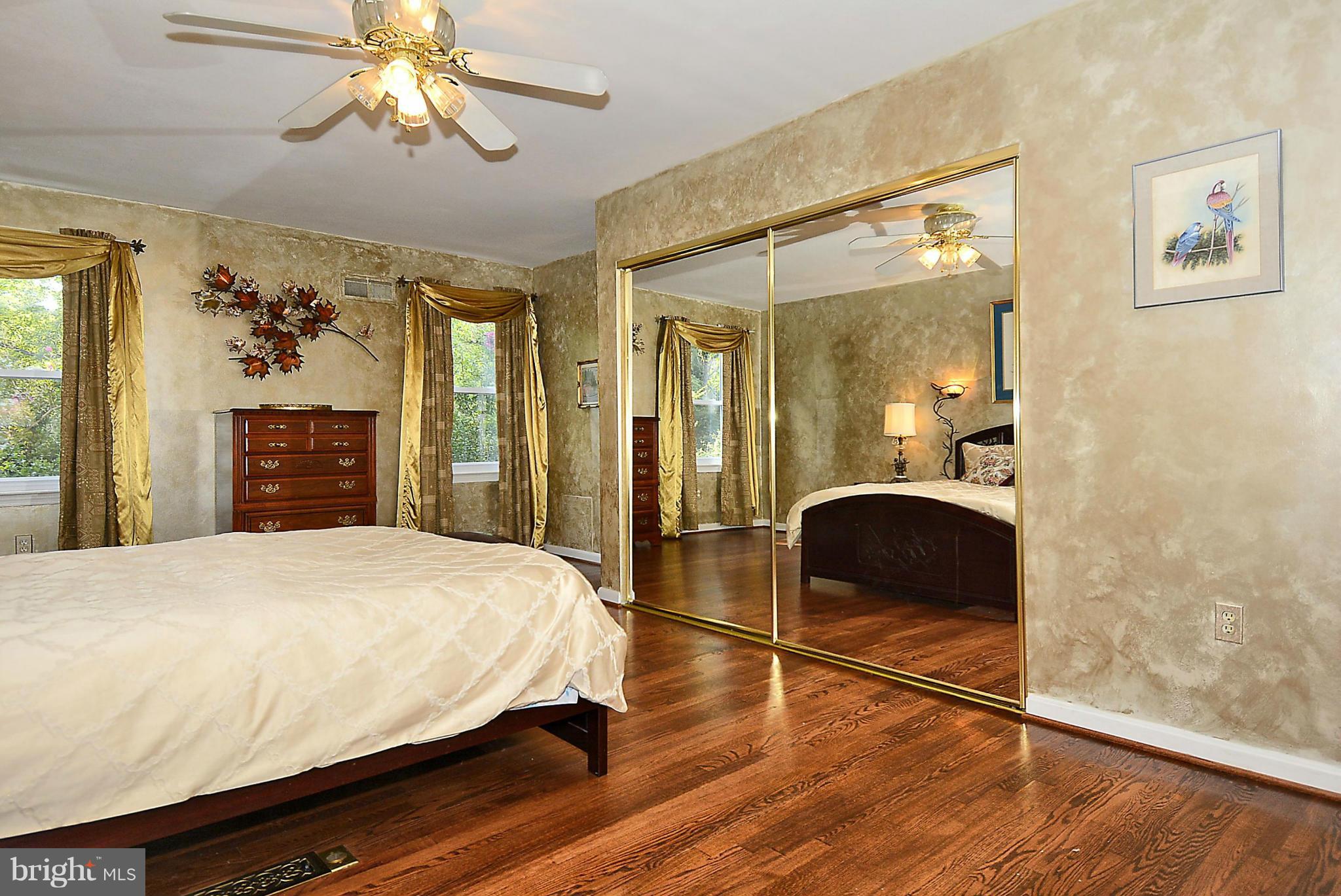 8616 Atwell Road Potomac, MD 20854 - Photo 21 of 30 Bedroom (Master)