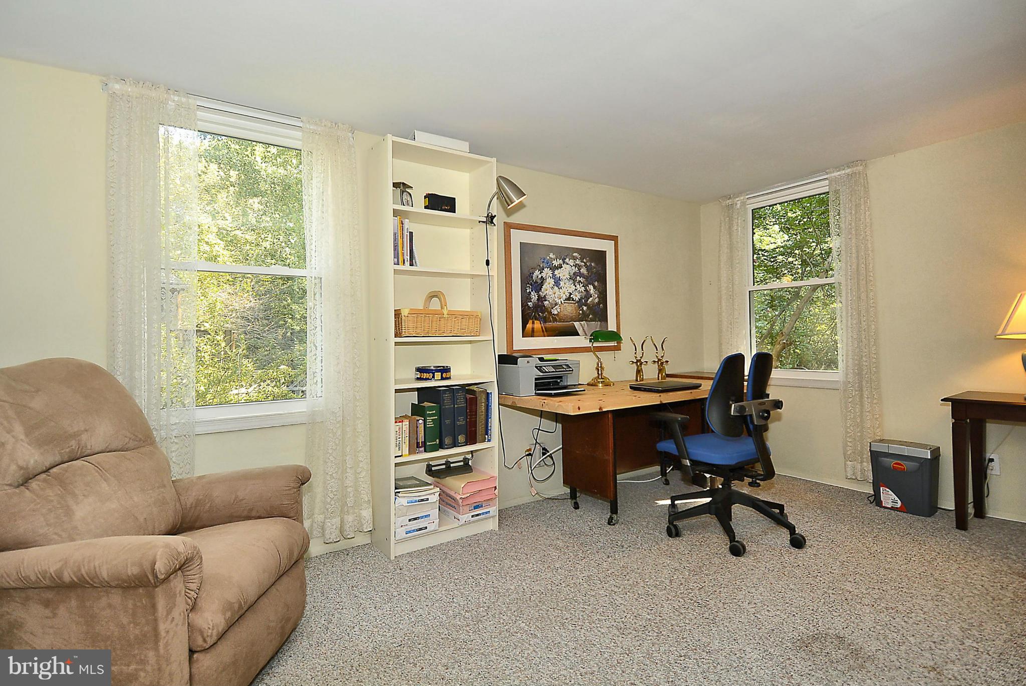 8616 Atwell Road Potomac, MD 20854 - Photo 26 of 30 Bedroom
