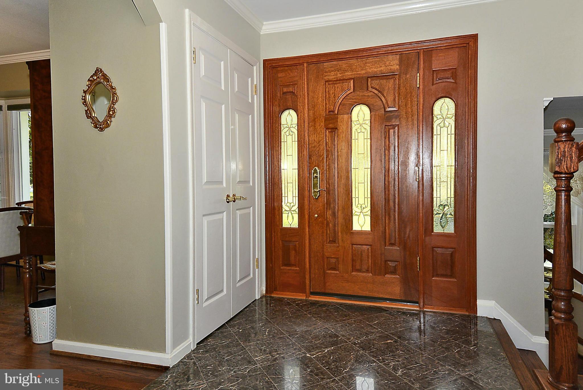 8616 Atwell Road Potomac, MD 20854 - Photo 7 of 30 Interior (General)