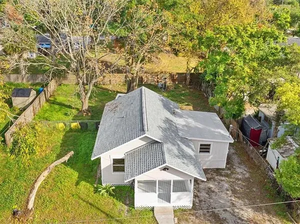 $1,800 | 4251 Tangerine Avenue, Sanford, FL 32773