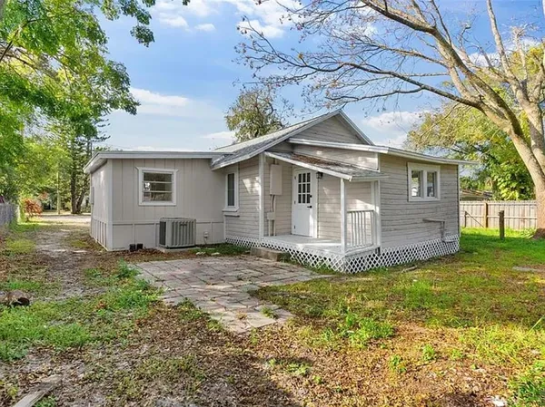 $1,800 | 4251 Tangerine Avenue, Sanford, FL 32773