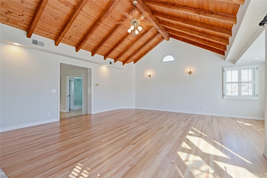 317 4th Street Manhattan Beach, CA 90266 - Photo 14 of 31